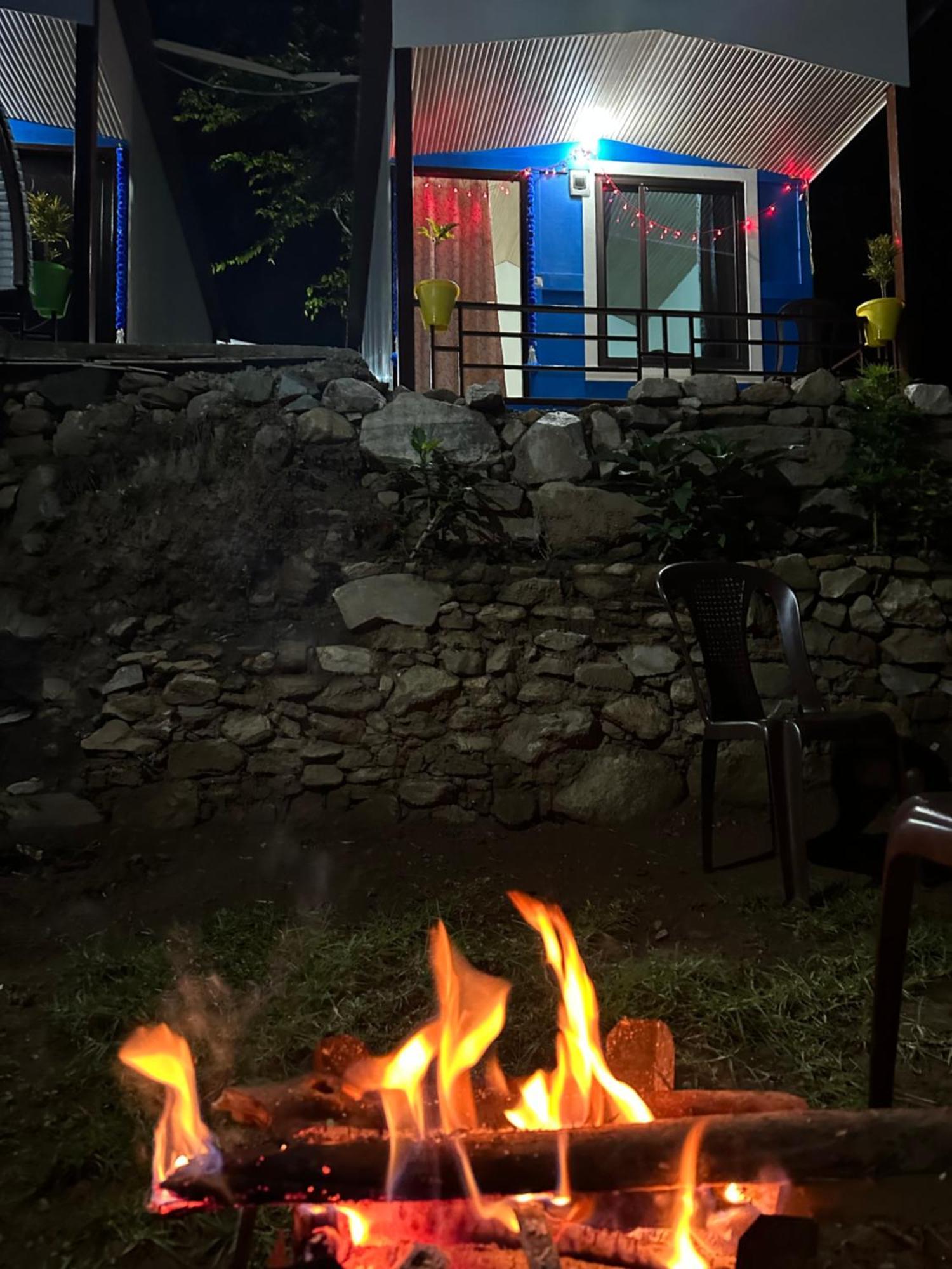 Lake Haven Resort, Sari, Chopta Екстер'єр фото